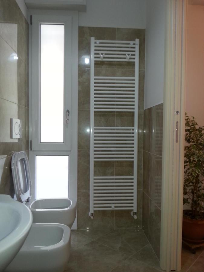 Bed And Breakfast Corticella 24 Bologna Exteriör bild