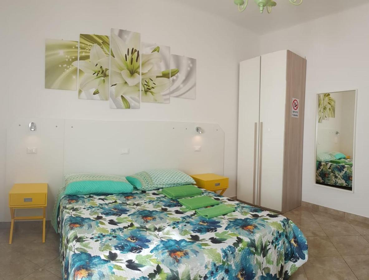 Bed And Breakfast Corticella 24 Bologna Exteriör bild